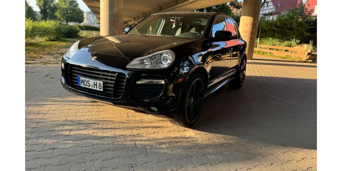 Porsche Cayenne 98.000 km 22.500 &euro; Mosbach 74821