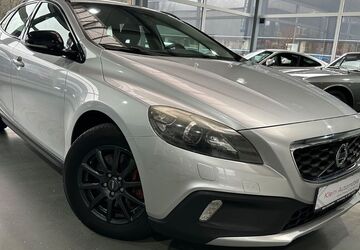 Volvo V40 Cross Country 132.000 km 11.990 &euro; Forchtenberg 74670