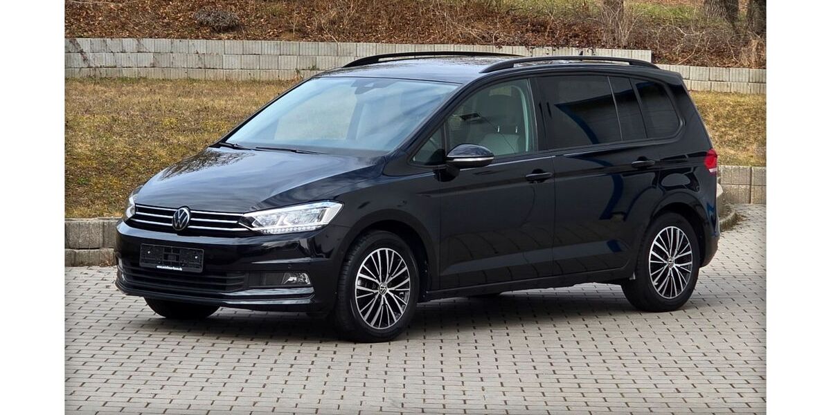 VW Touran 42.450 km 32.990 &euro; Kürnbach 75057