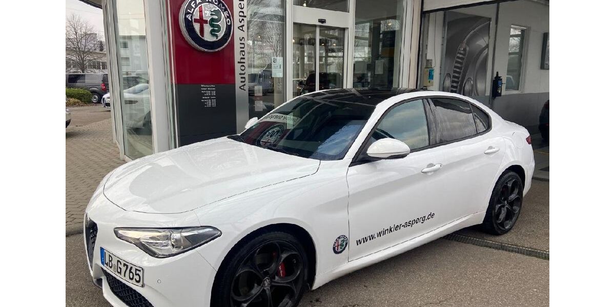 Alfa Romeo Giulia 20.200 km 37.990 &euro; Asperg 71679