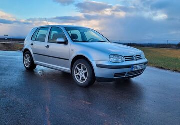 VW Golf 168.861 km 3.150 &euro; Elztal 74834