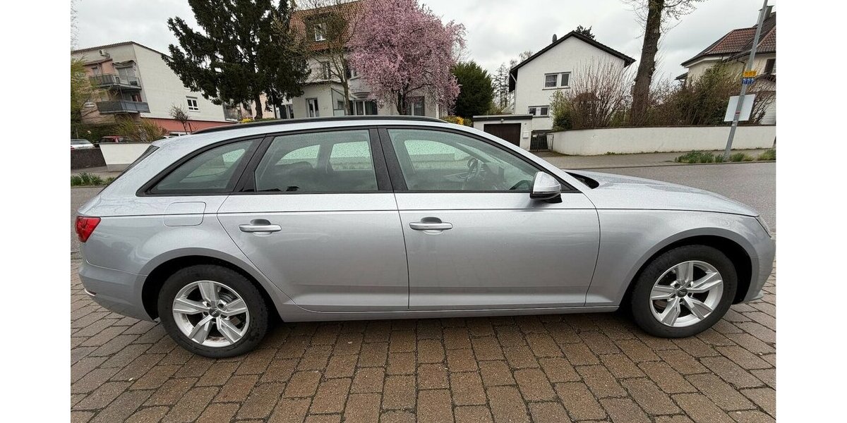 Audi A4 Avant 2.0 TDI S-Tronic Navi AHK 148.000 km 14.990 &euro; Neckarsulm 74172