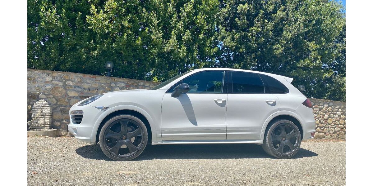 Porsche Cayenne 146.000 km 25.900 &euro; Sinsheim 74889