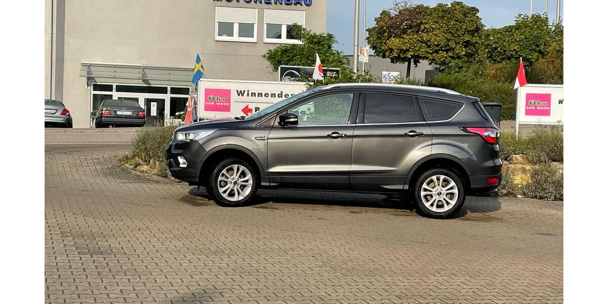 Ford Kuga 144.000 km 14.000 &euro; Marbach 71672