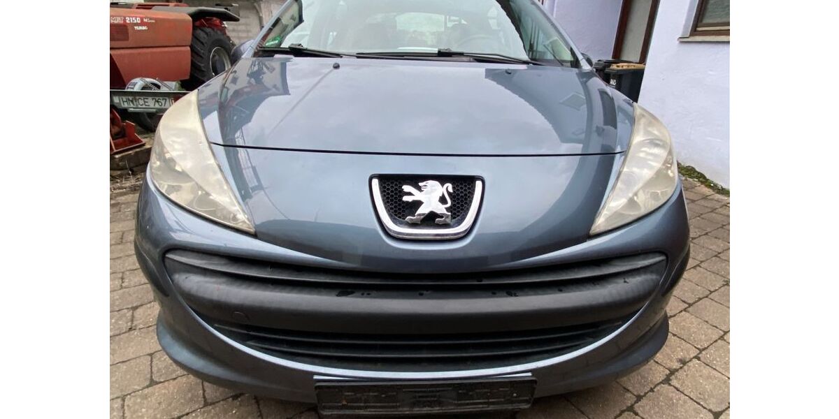Peugeot 207 103.000 km 2.150 &euro; Bad Friedrichshall 74177
