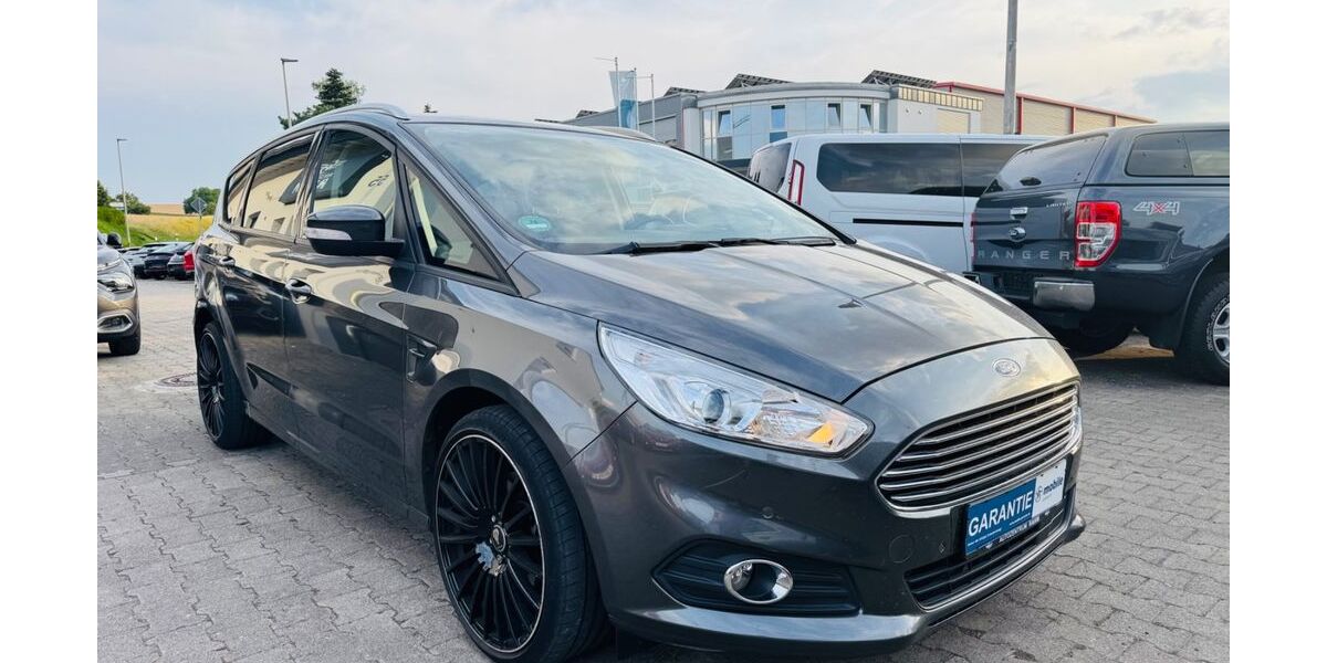 Ford S-Max 106.250 km 15.970 &euro; Bad Rappenau 74906