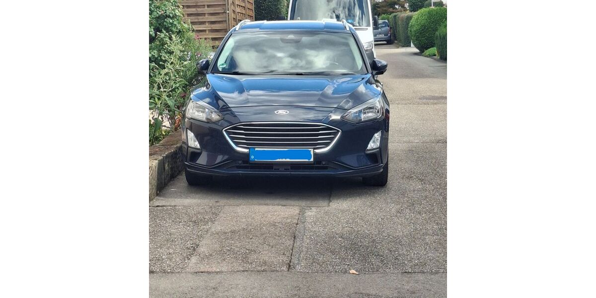 Ford Focus 145.000 km 7.900 &euro; Ludwigsburg 71642