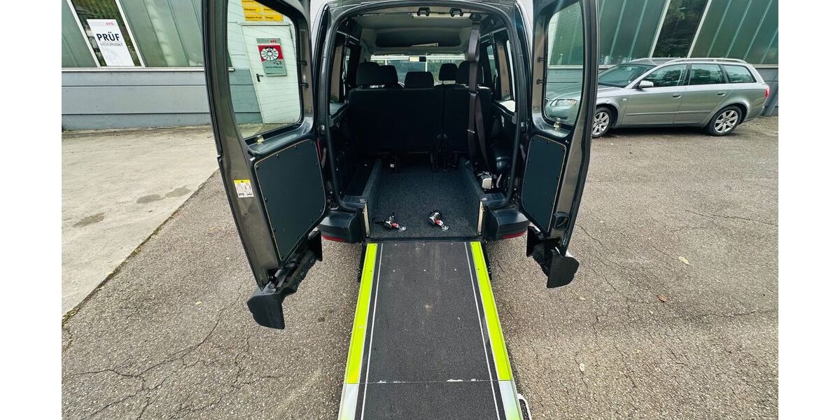 VW Caddy 52.000 km 26.200 &euro; Sinsheim 74889