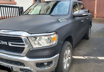 Dodge RAM 102.000 km 35.000 &euro; Schefflenz 74850