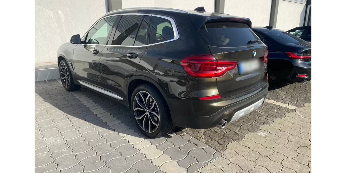 BMW X3 87.514 km 28.000 &euro; Ludwigsburg 71638