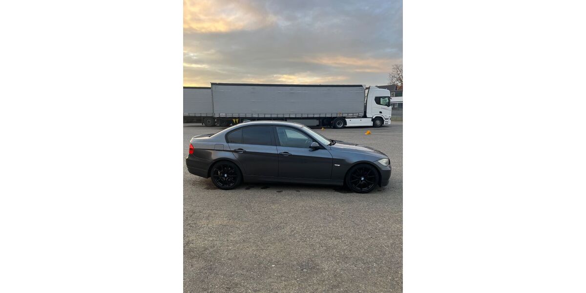 BMW 318 255.000 km 1.350 &euro; Bad Wimpfen 74206