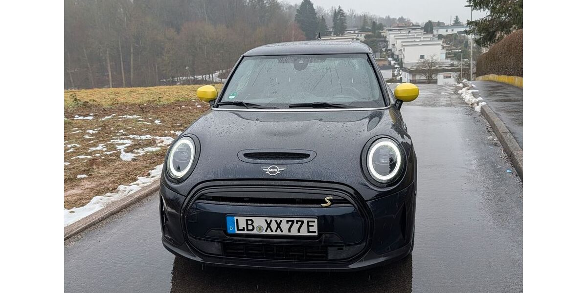 Mini Cooper SE 29.000 km 18.999 &euro; Ludwigsburg 71638