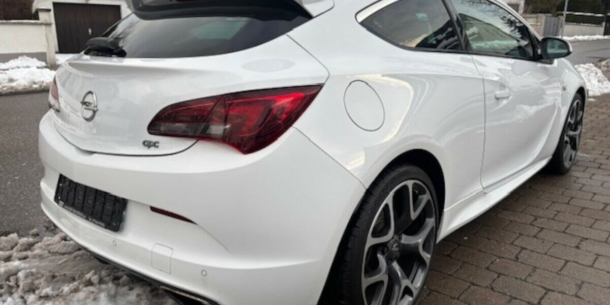 Opel Astra J GTC OPC 209.000 km 8.990 &euro; Neckarsulm 74172
