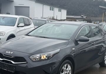 Kia ceed / Ceed 98.000 km 13.499 &euro; Gundelsheim 74831