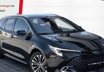 Toyota Corolla 2.500 km 32.220 &euro; Öhringen 74613