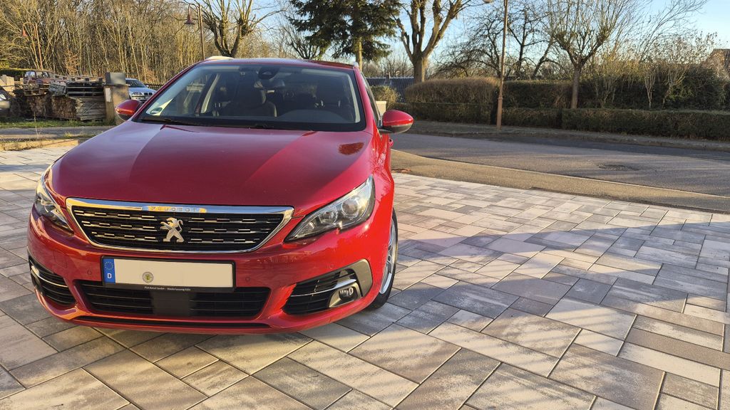 Peugeot 308 51.000 km 17.900 &euro; Ludwigsburg 71642