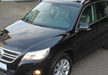 VW Tiguan 199.000 km 5.990 &euro; Sinsheim 74889