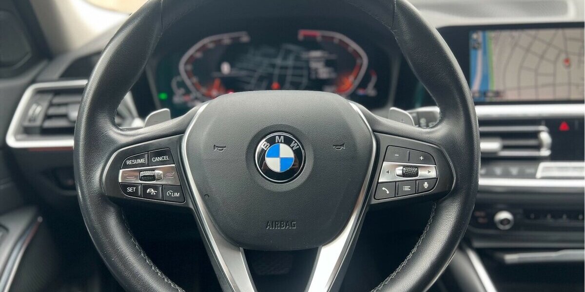 BMW 320d Sport Line Touring Navi Leder Kamera 210.000 km 16.990 &euro; Neckarsulm 74172