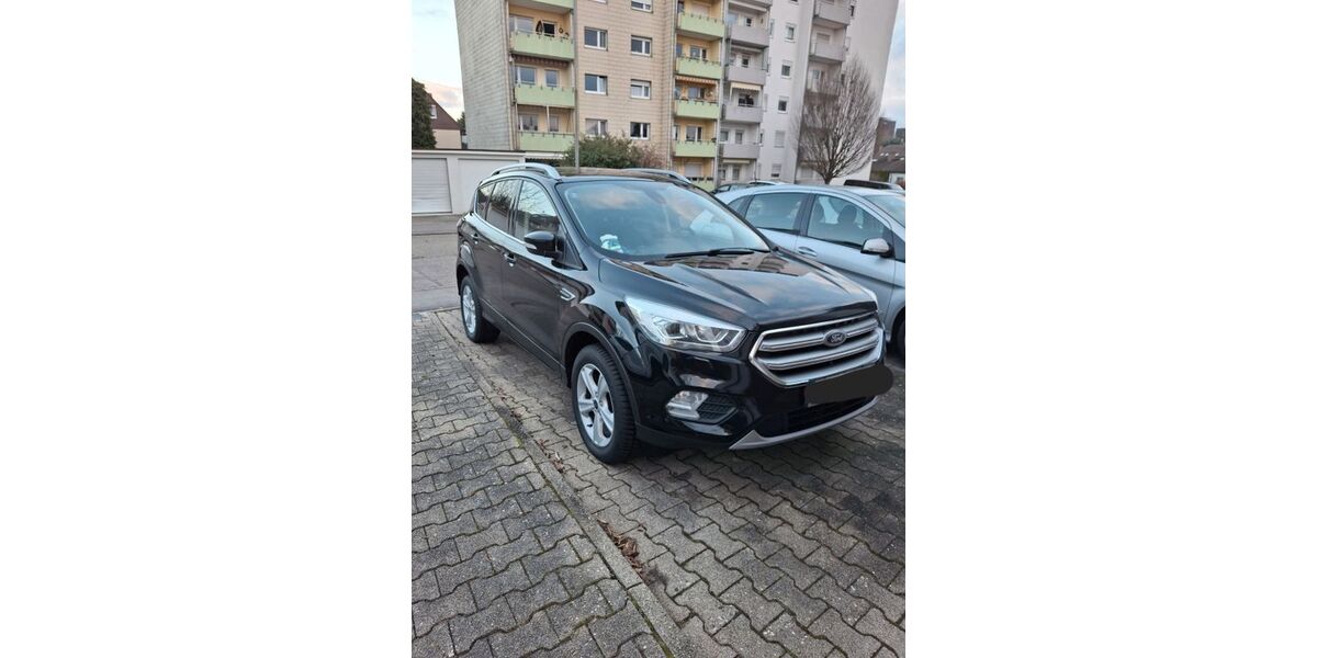 Ford Kuga 55.000 km 15.300 &euro; Ludwigsburg 71640