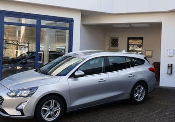 Ford Focus 40.900 km 18.450 &euro; Besigheim 74354