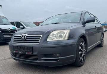 Toyota Avensis 253.000 km 2.980 &euro; Öhringen 74613