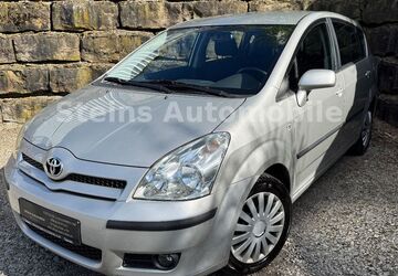 Toyota Corolla Verso 148.600 km 4.990 &euro; Gundelsheim 74831