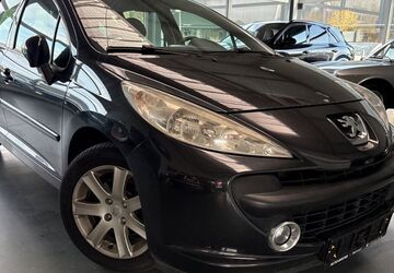 Peugeot 207 139.000 km 1.990 &euro; Forchtenberg 74670