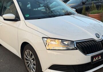 Skoda Fabia 97.300 km 10.490 &euro; Ludwigsburg 71638
