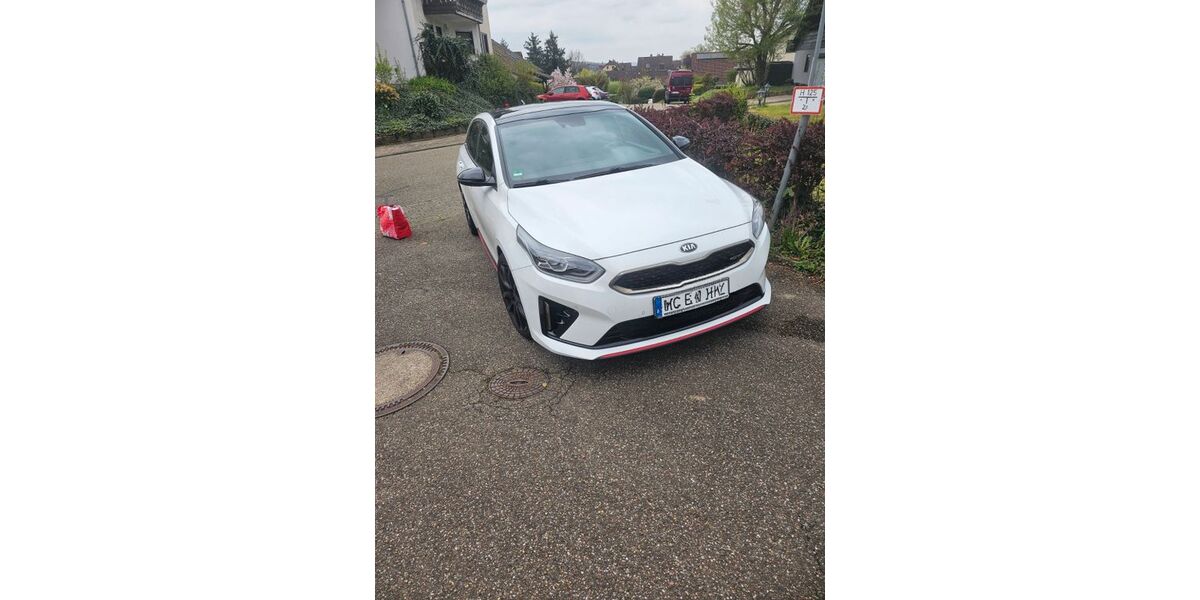 Kia pro ceed / ProCeed 72.300 km 22.900 &euro; Aglasterhausen 74858