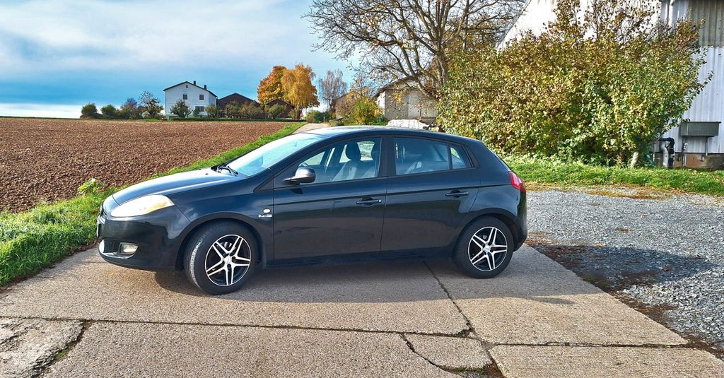 Fiat Bravo 135.000 km 2.700 &euro; Heilbronn 74080