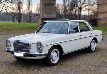 Mercedes-Benz 230 132.000 km 21.990 &euro; Bönnigheim 74357
