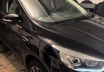 Ford Kuga 94.782 km 10.500 &euro; Großerlach 71577