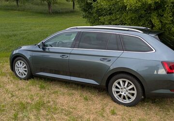 Skoda Superb 167.000 km 16.150 &euro; Mosbach 74821