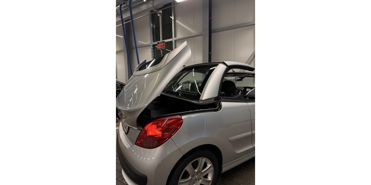 Peugeot 207 CC 163.165 km 5.200 &euro; Heilbronn 74072