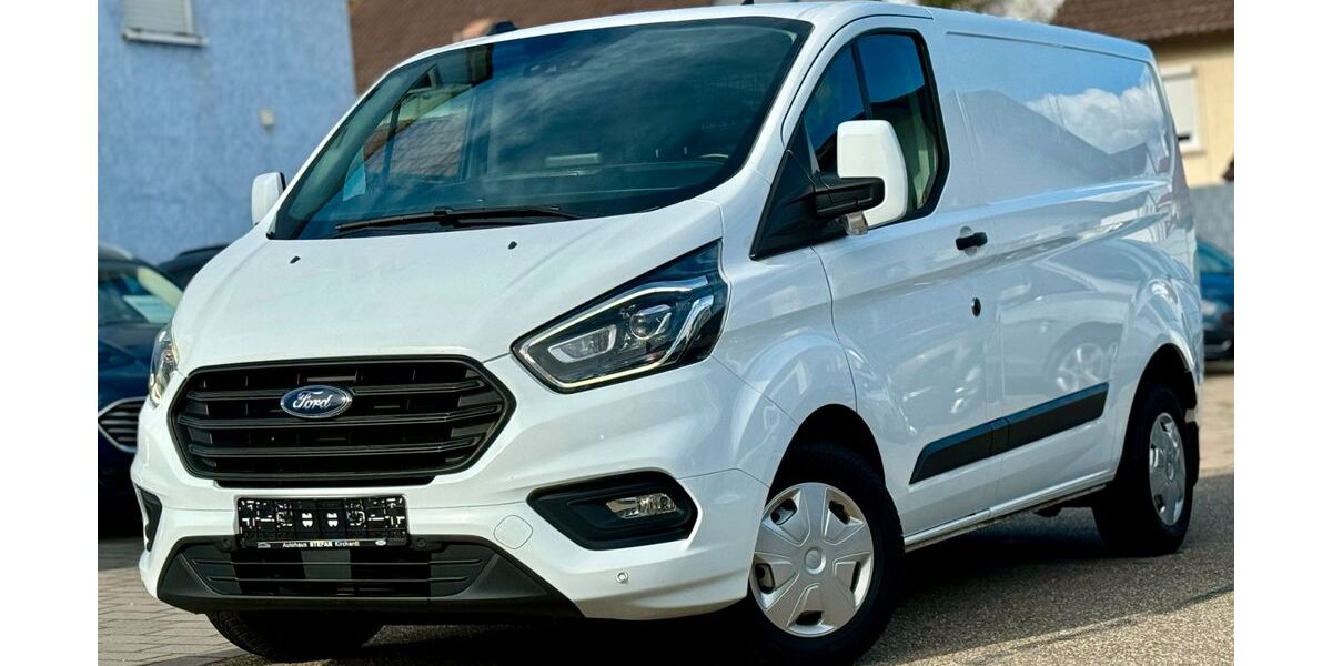 Ford Transit Custom 152.006 km 17.490 &euro; Kirchardt 74912
