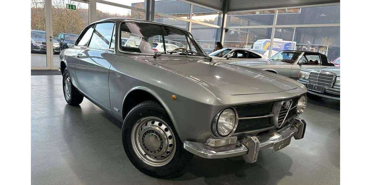 Alfa Romeo GT 53.000 km 30.990 &euro; Forchtenberg 74670