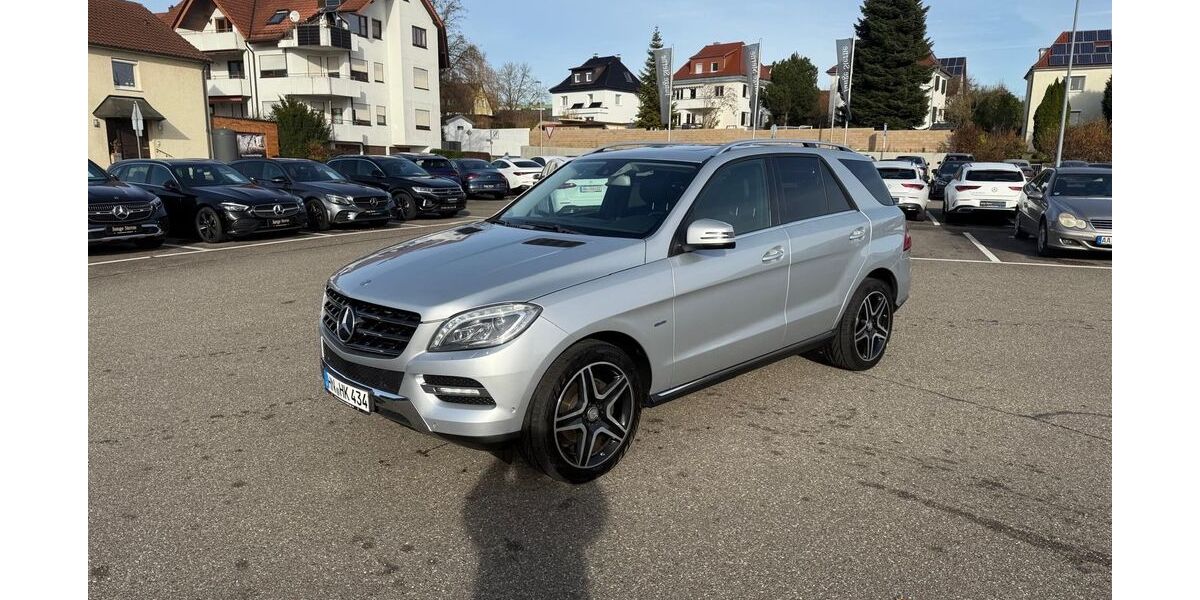 Mercedes-Benz ML 350 165.000 km 20.900 &euro; Untergruppenbach 74199