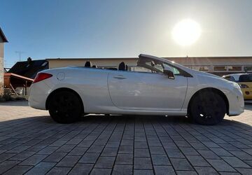 Peugeot 308 114.000 km 6.100 &euro; Langenbrettach 74243