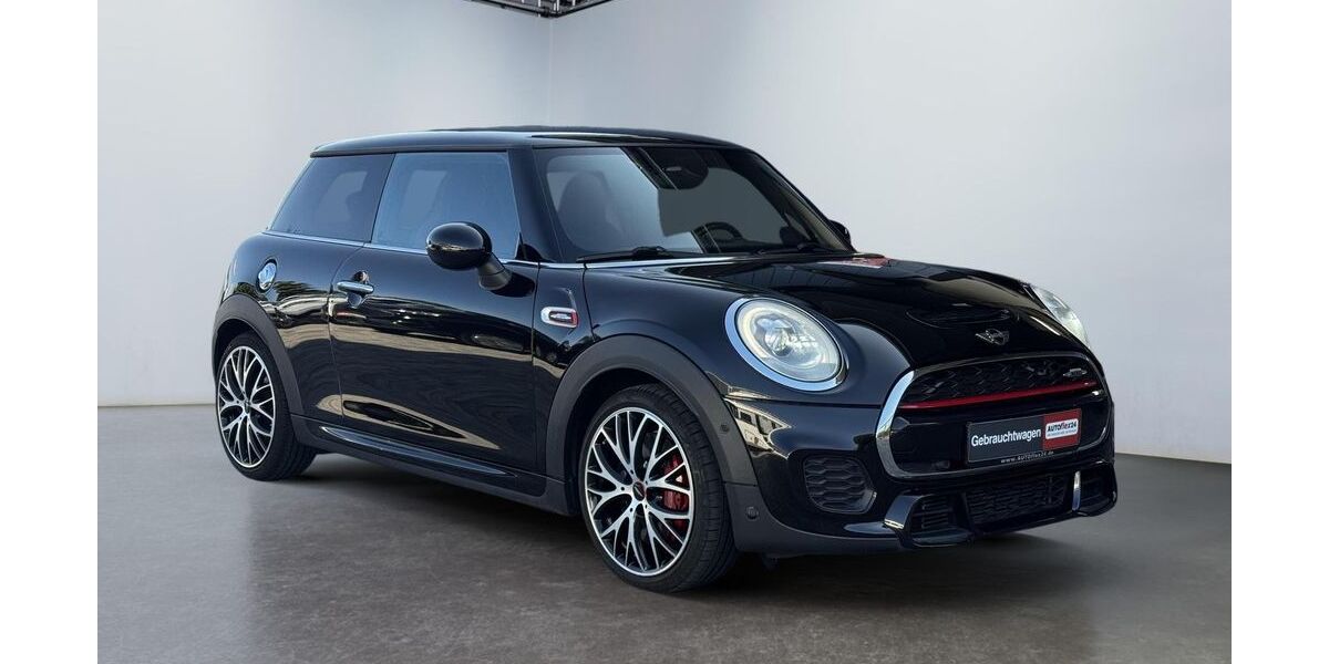 Mini John Cooper Works 49.850 km 24.900 &euro; Gundelsheim 74831