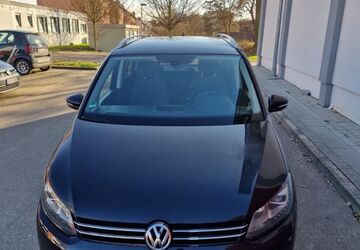 VW Touran 204.000 km 8.800 &euro; Ludwigsburg 71638