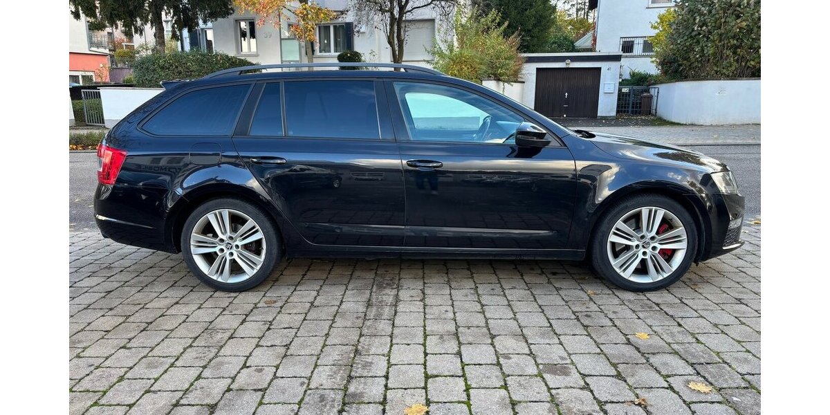 Skoda Octavia 2.0 TDI DSG Combi RS 298.000 km 6.990 &euro; Neckarsulm 74172