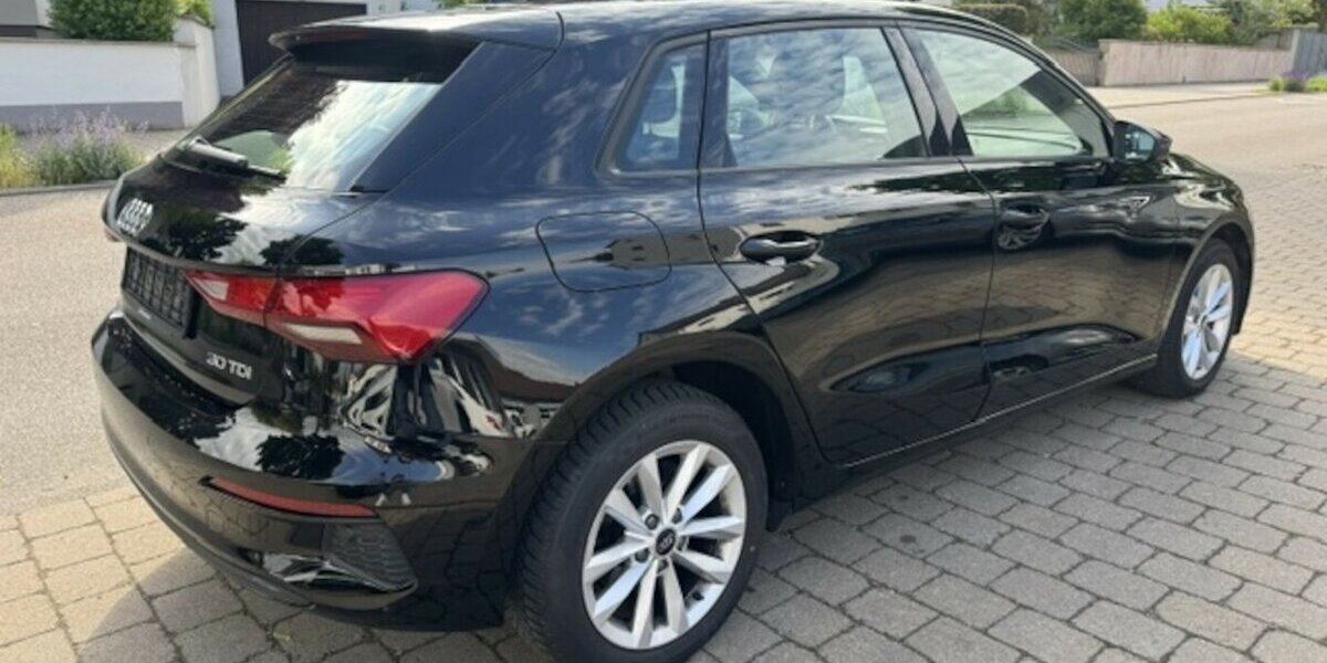 Audi A3 Sportback 30 TDI Attraction S-tronic 156.579 km 16.990 &euro; Neckarsulm 74172
