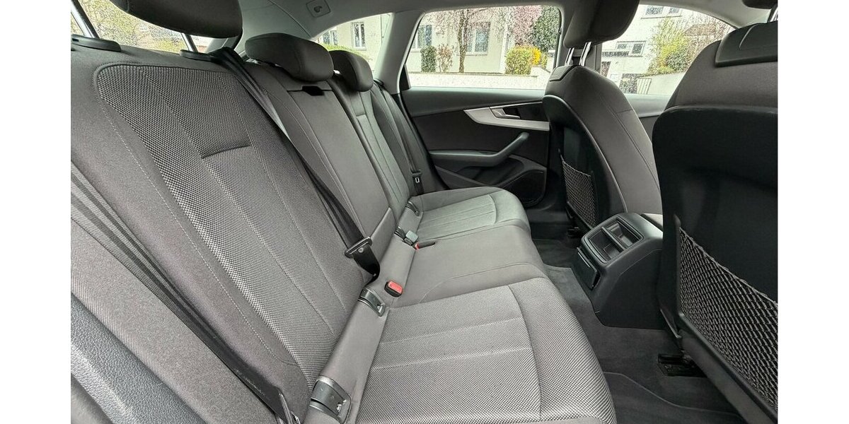 Audi A4 Avant 2.0 TDI S-Tronic Navi AHK 148.000 km 14.990 &euro; Neckarsulm 74172