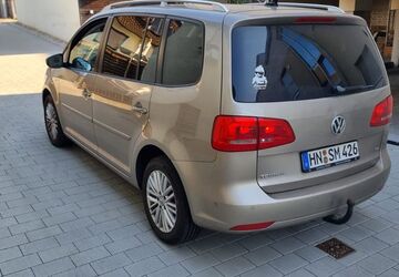 VW Touran 135.803 km 9.800 &euro; Nordheim (Württemberg) 74226