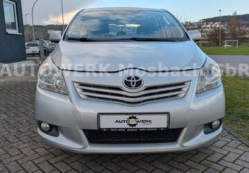 Toyota Verso 225.000 km 4.300 &euro; Obrigheim 74847