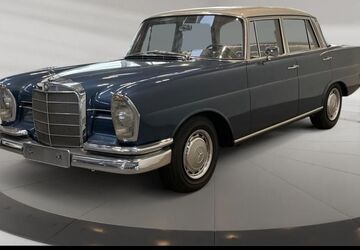 Mercedes-Benz 220 198.680 km 31.885 &euro; Neckarsulm-Obereisesheim 74172