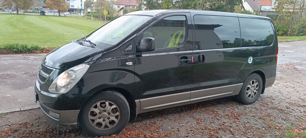 Hyundai H-1 Starex 209.000 km 8.500 &euro; Obersulm-Willsbach 74182