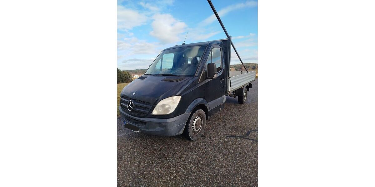 Mercedes-Benz Sprinter 142.000 km 17.990 &euro; Wüstenrot 71543