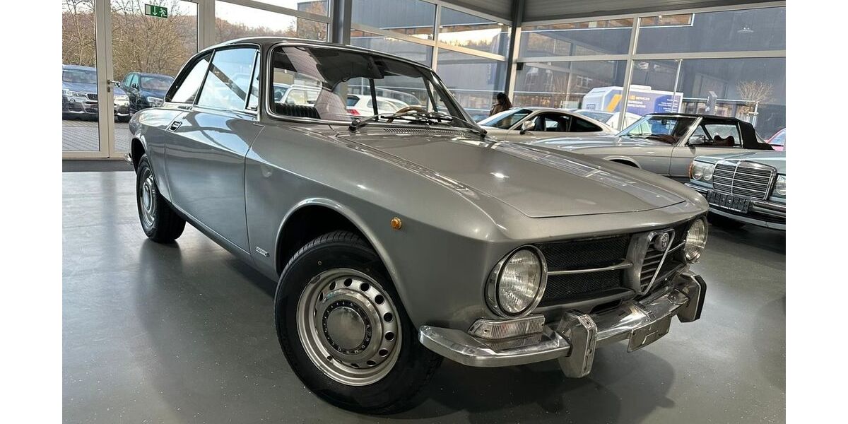 Alfa Romeo GT 53.000 km 27.990 &euro; Forchtenberg 74670