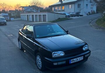 VW Golf 207.000 km 2.500 &euro; Schwaigern 74193